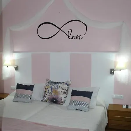 Imperial 3*